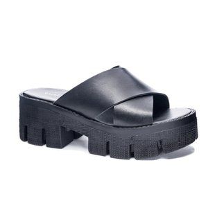 Chinese Laundry Lock Down Sandal